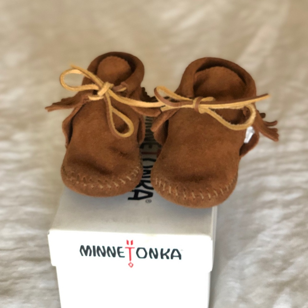 Child’s classic fringe softsole boot brown